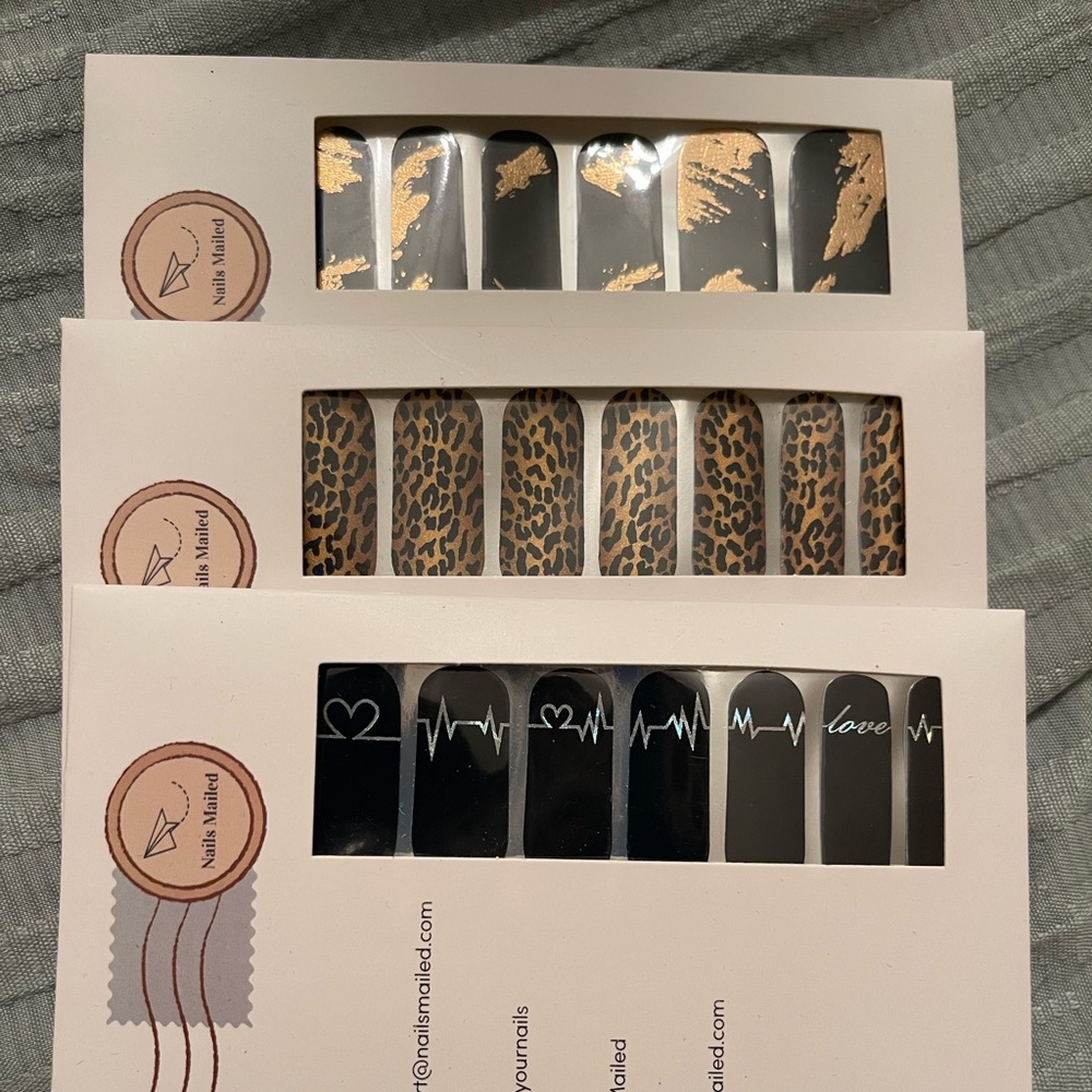 Lot of Color Street and Nails Mailed 18 pairs, unopened